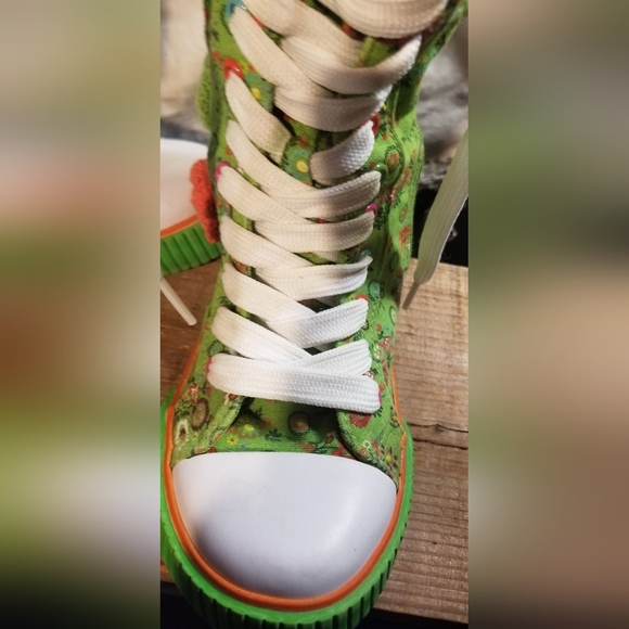 Childrens Place green and orange mid calf lace up sneakers with flowers - Picture 3 of 6